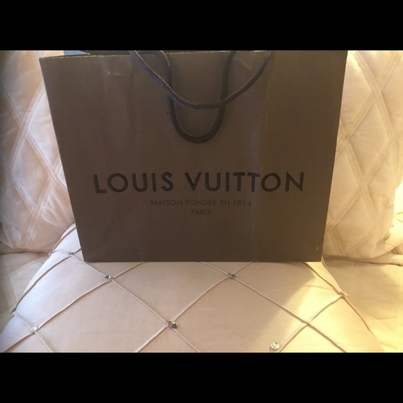 Multi Set Authentic Louis Vuitton Carry Bags - Picture 7 of 7